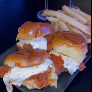 Chicken Parm Sliders